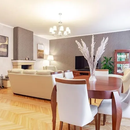 Sunny Flat In Art Nouveau Area Apartment *