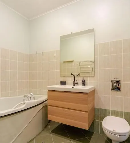 Apartment Sunny Flat In Art Nouveau Area *