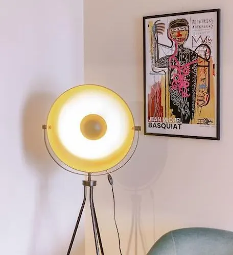 Apartment Sunny Flat In Art Nouveau Area Riga