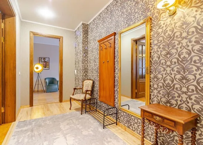 Sunny Flat In Art Nouveau Area * Рига