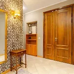 Sunny Flat In Art Nouveau Area Riga