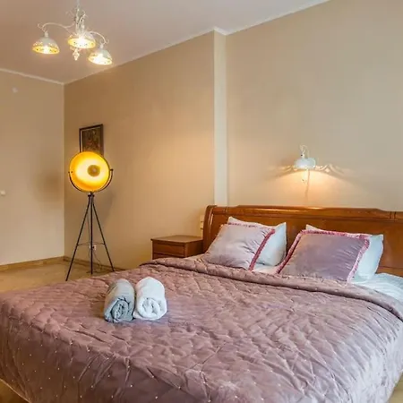 Apartman Sunny Flat In Art Nouveau Area