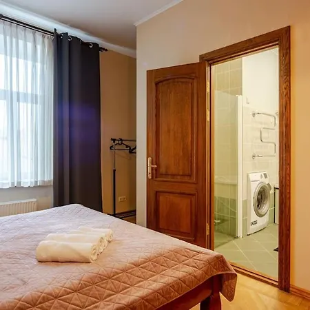 Sunny Flat In Art Nouveau Area Apartman Riga